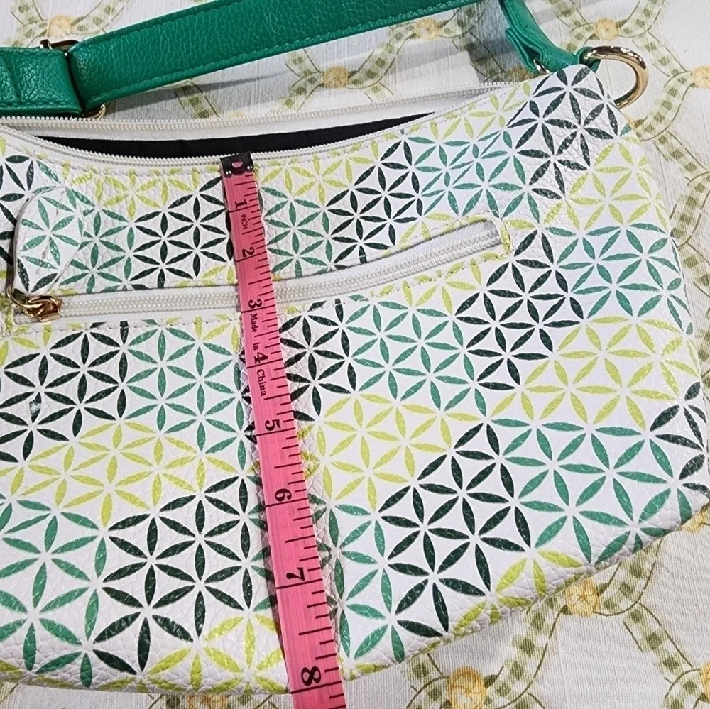 Spring Purse 👛 ✨️ - Picture 7 of 10